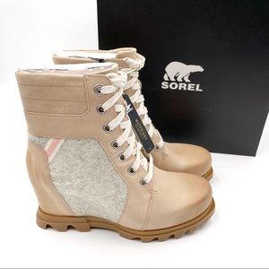 NEW Joan of Arctic Wedge III Lexie Booties Ankle Boots Natural Tan